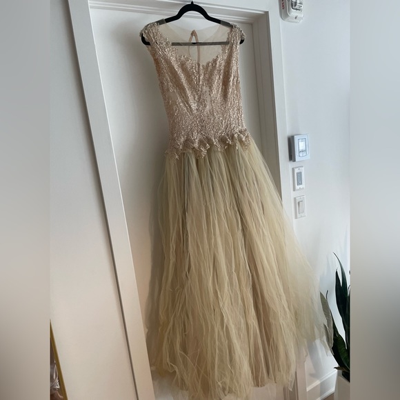 PRONOVIAS Barcelona- the Party Edit - Picture 7 of 8